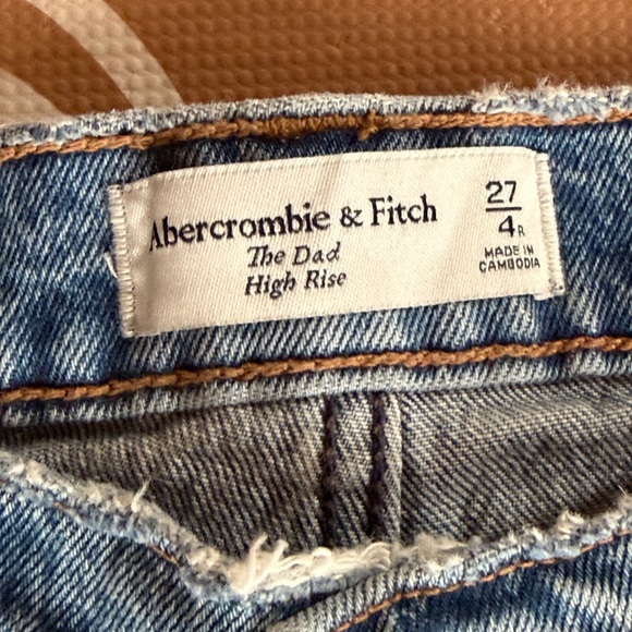 Abercrombie & Fitch High Rise Blue Jeans - Picture 4 of 9